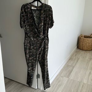 Amazing Emma Cook perfect condition jumper